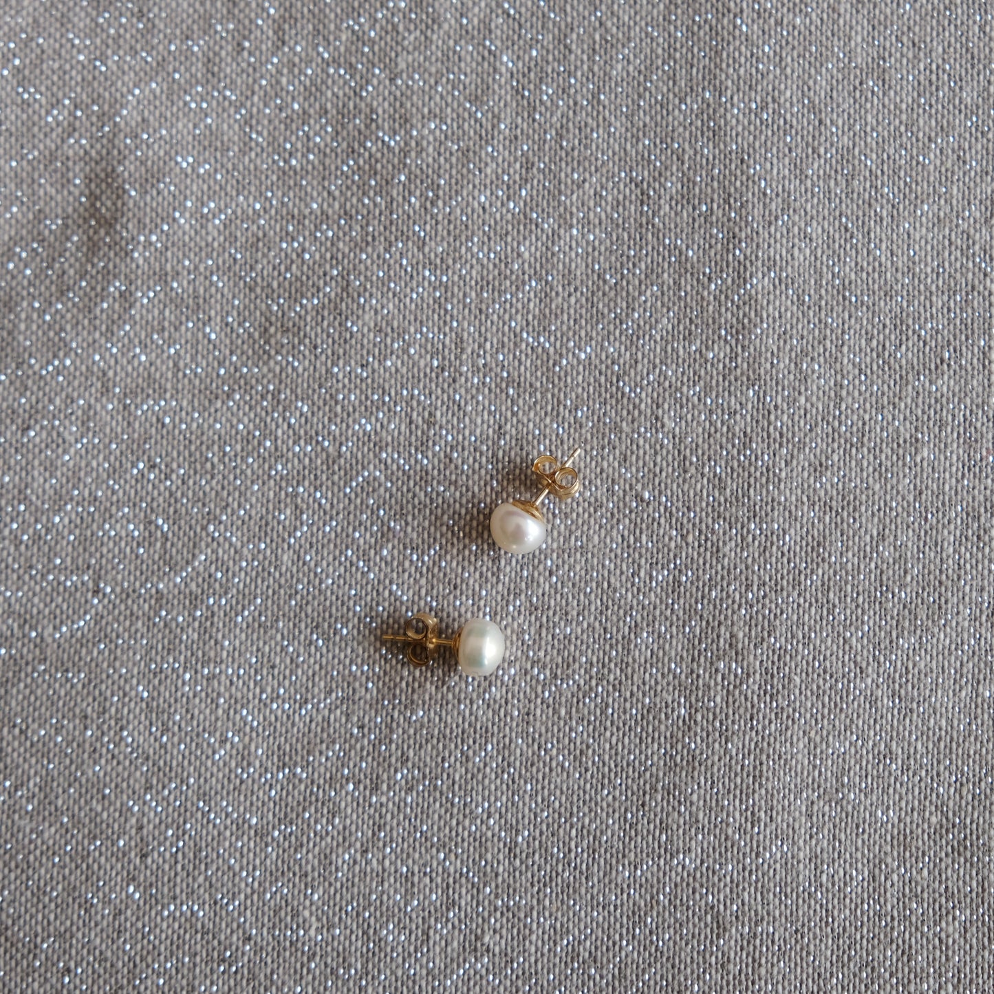 Pearl Studs